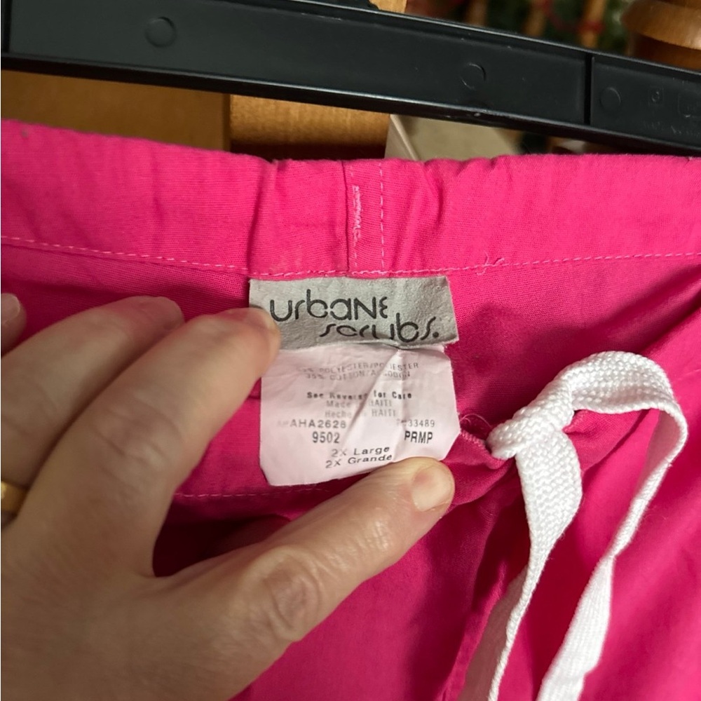 Urbane Hot Pink Women’s XXL Scrub Pants - Picture 2 of 3